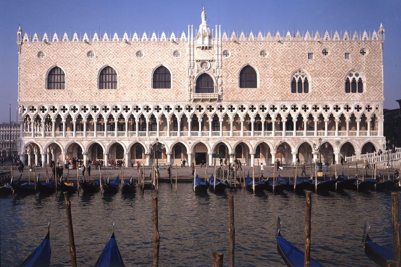 Delicious Apartament Near St. Mark Square Venedig Eksteriør billede